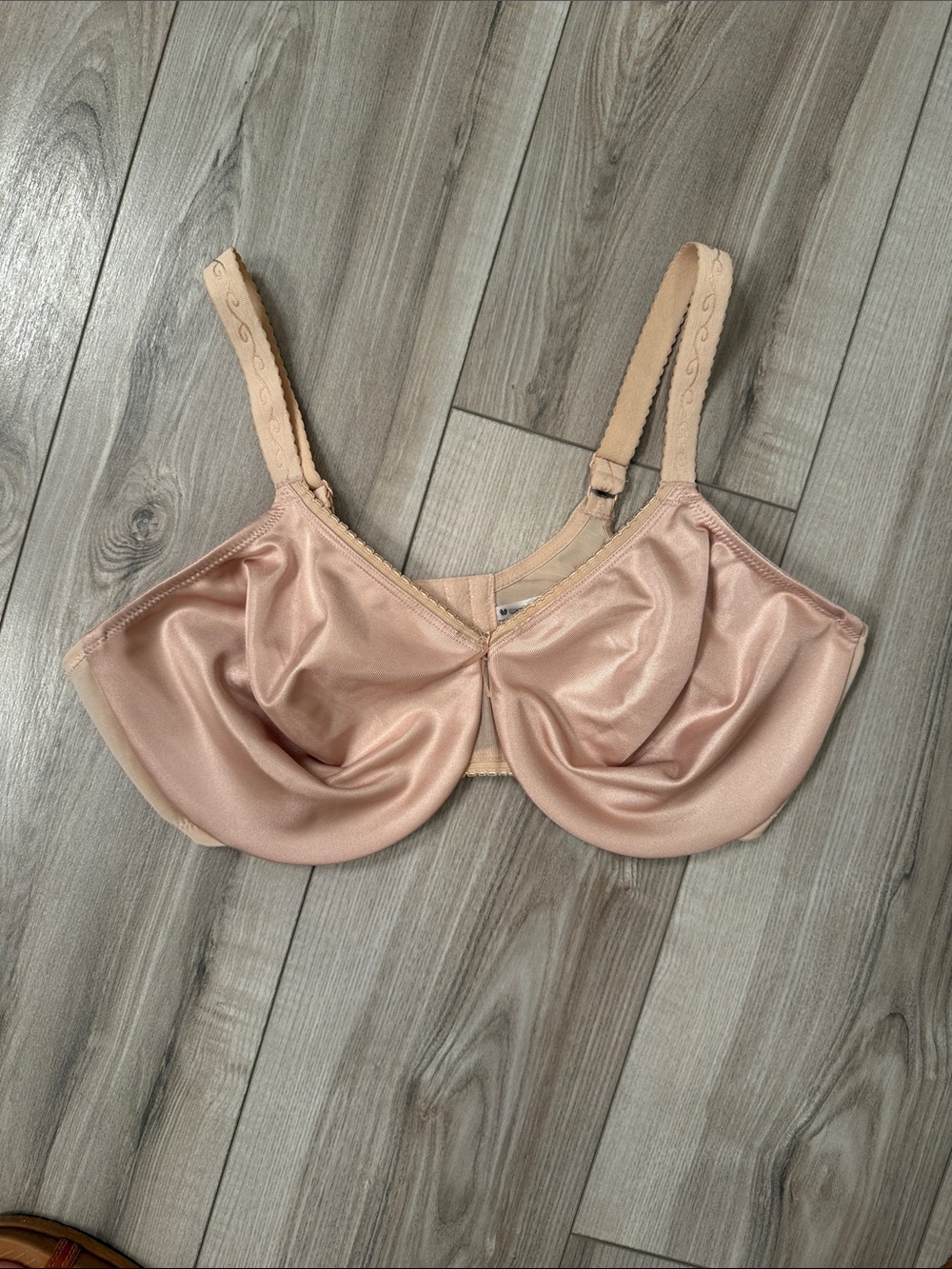 Wacoal Satin Nude/Tan Full Coverage Underwire Bra - 44D